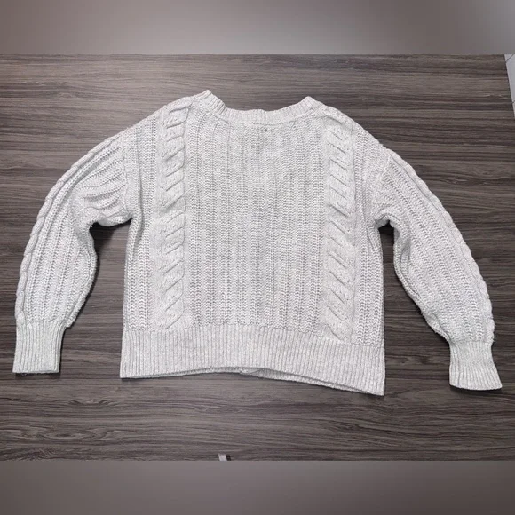 Cupcakes and Cashmere Soft Chunky Knit Cardigan Sweater V-neck Button Up Size M - Picture 7 of 8